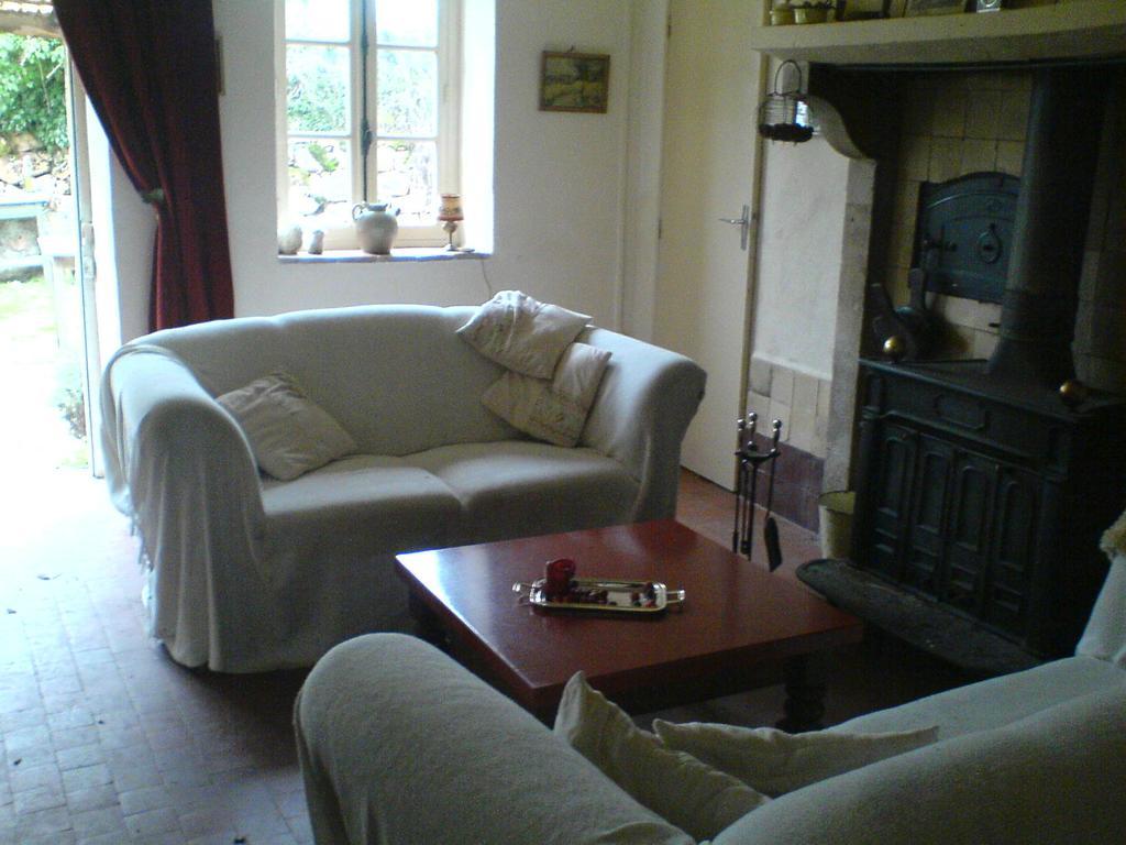 Les Champys Guest House Saint-Pereuse Luaran gambar
